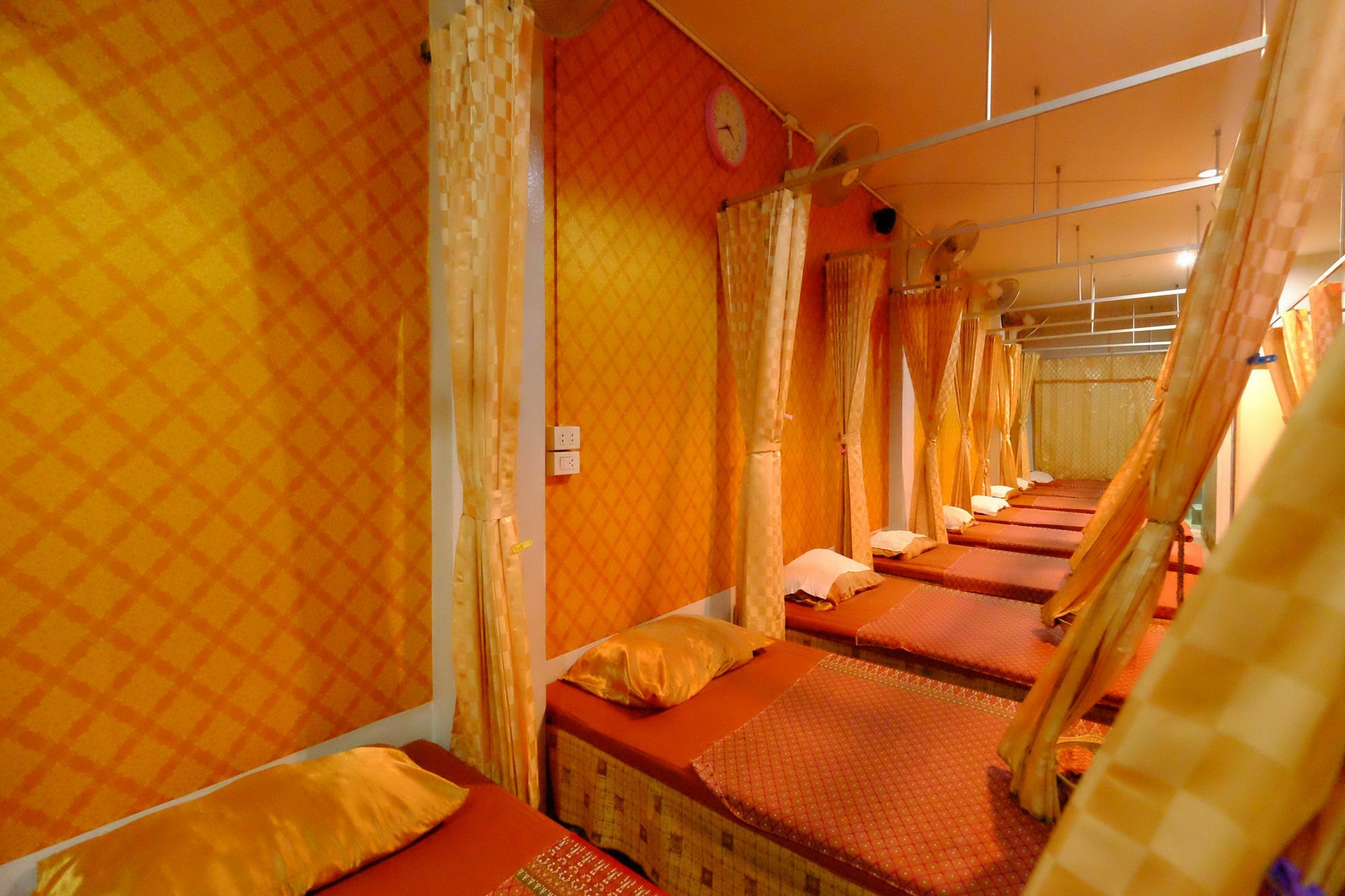 Marina Ao Nang Guesthouse Экстерьер фото